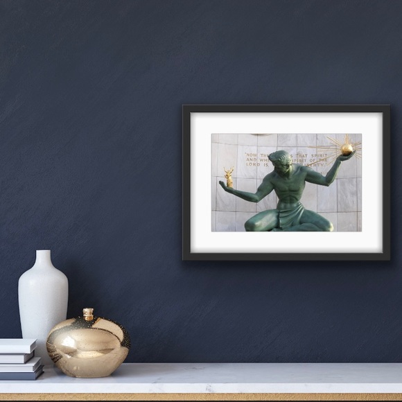 ❤️Personal Artwork- Matted Photo 5x7” Spirit of Detroit - Picture 2 of 2